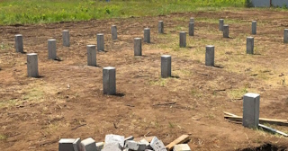 Фундамент на забивных жб сваях под ключ в Новосибирске - фундамент из забивных железобетонных свай цена от 3129 руб/м2